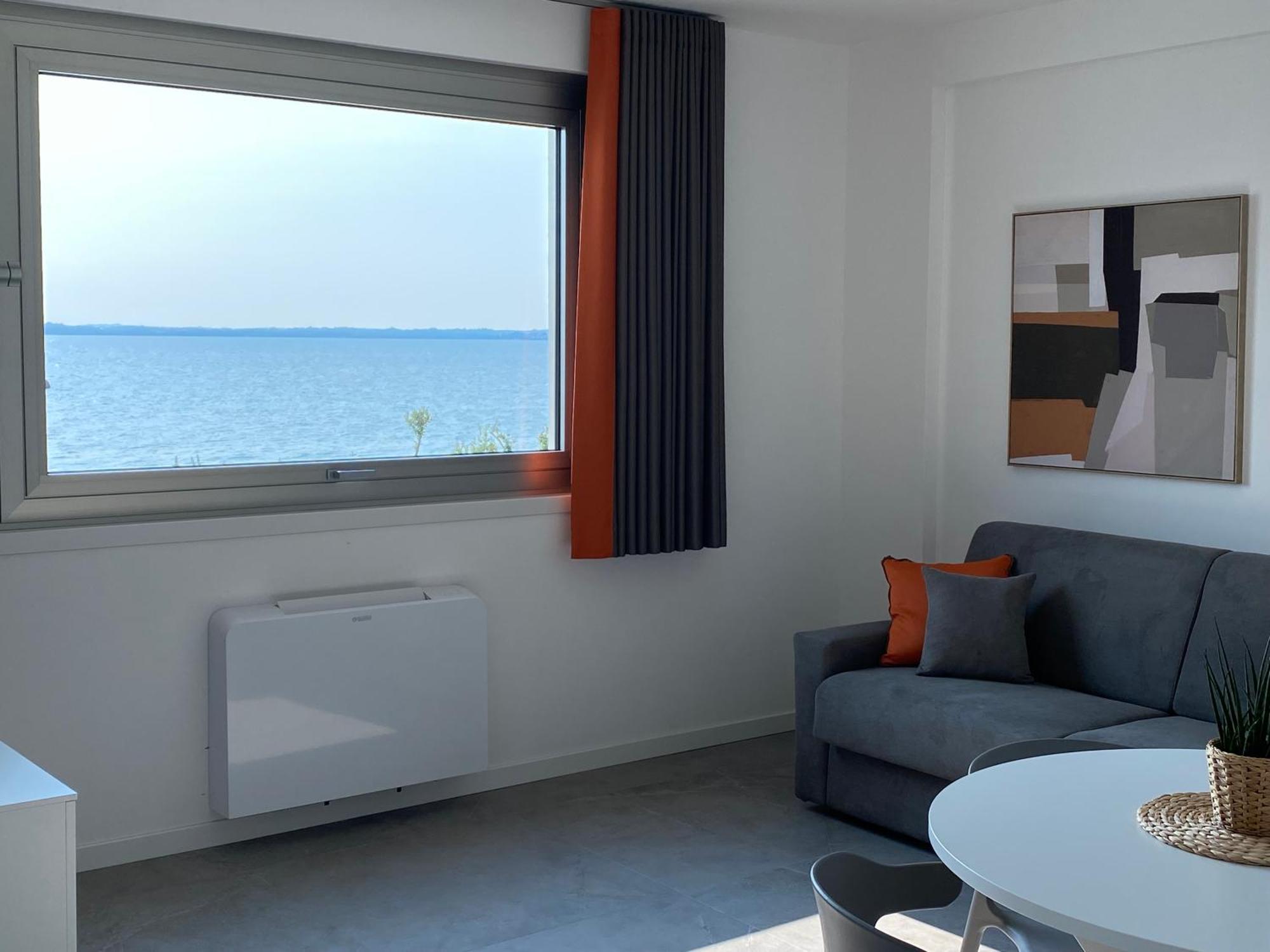 Sirmio Apartments - Darsena Stay Сирмионе Экстерьер фото