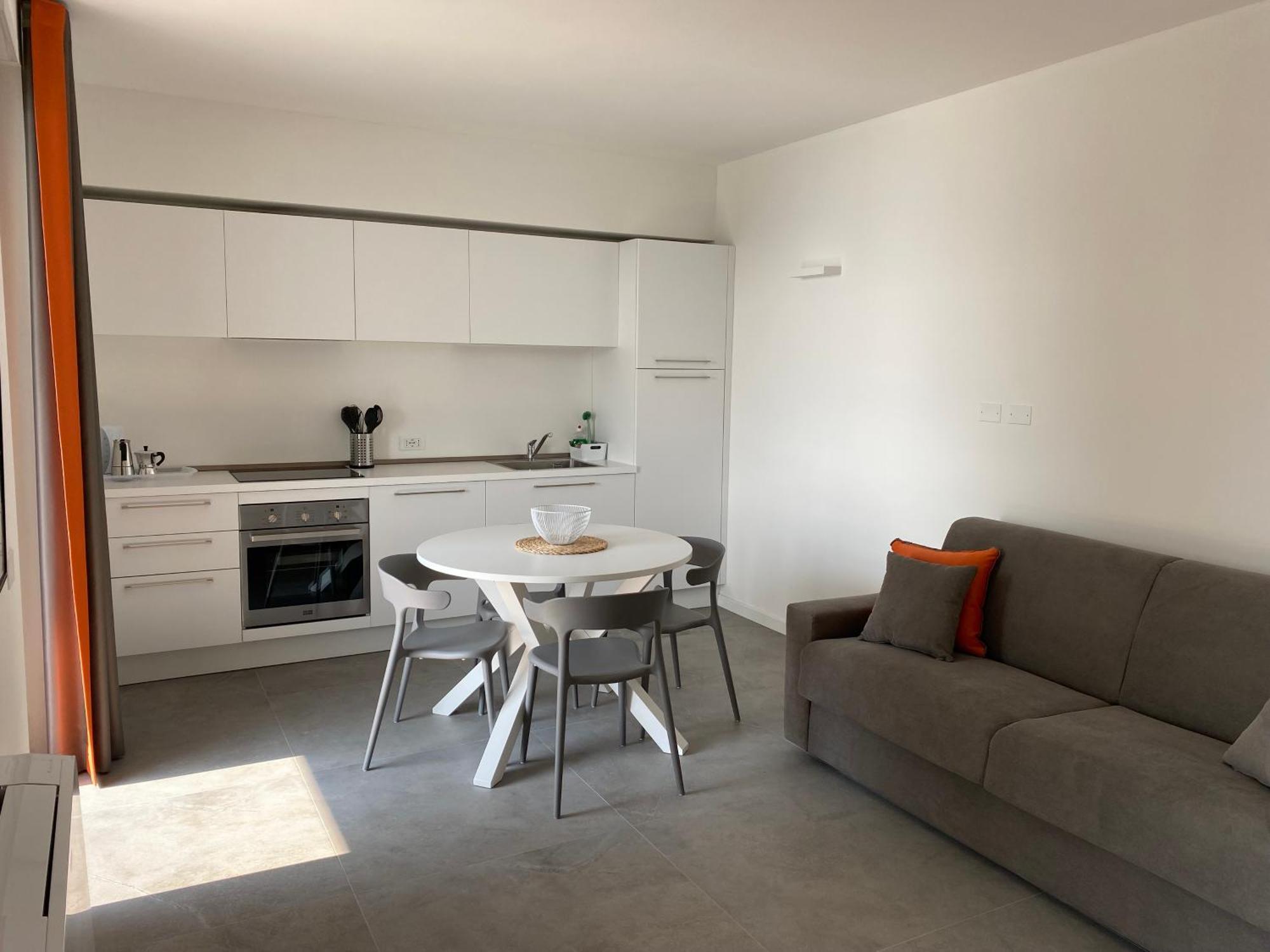 Sirmio Apartments - Darsena Stay Сирмионе Экстерьер фото