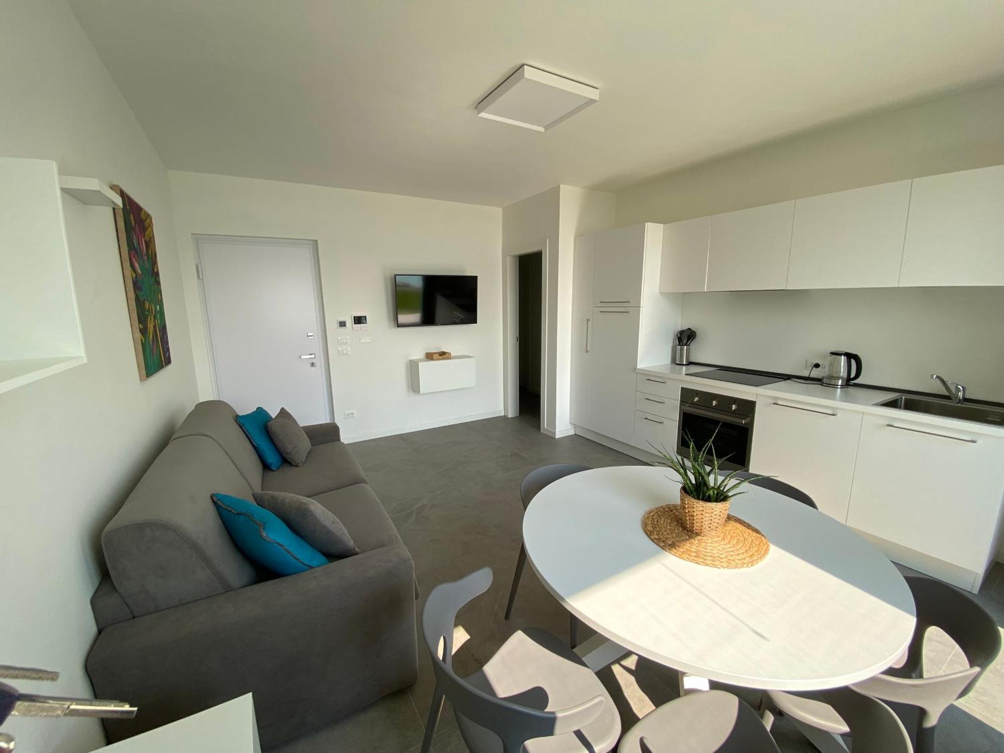 Sirmio Apartments - Darsena Stay Сирмионе Экстерьер фото